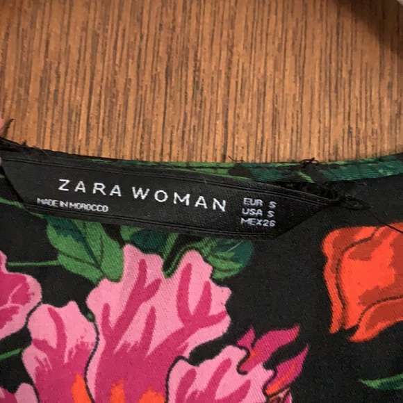 Women’s Small Zara red and pink floral dress - Picture 3 of 5